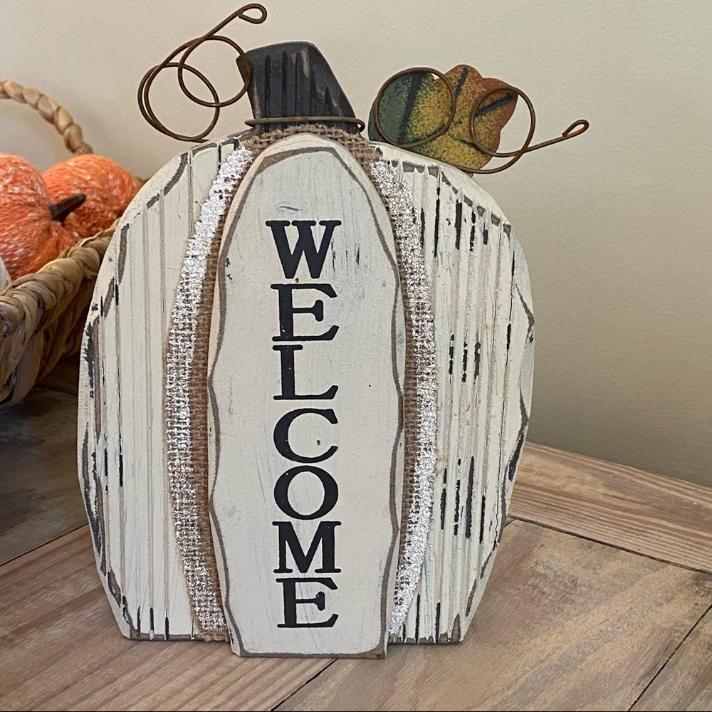 Rustic Pumpkin “Welcome Fall” Set🍂 - Picture 6 of 7